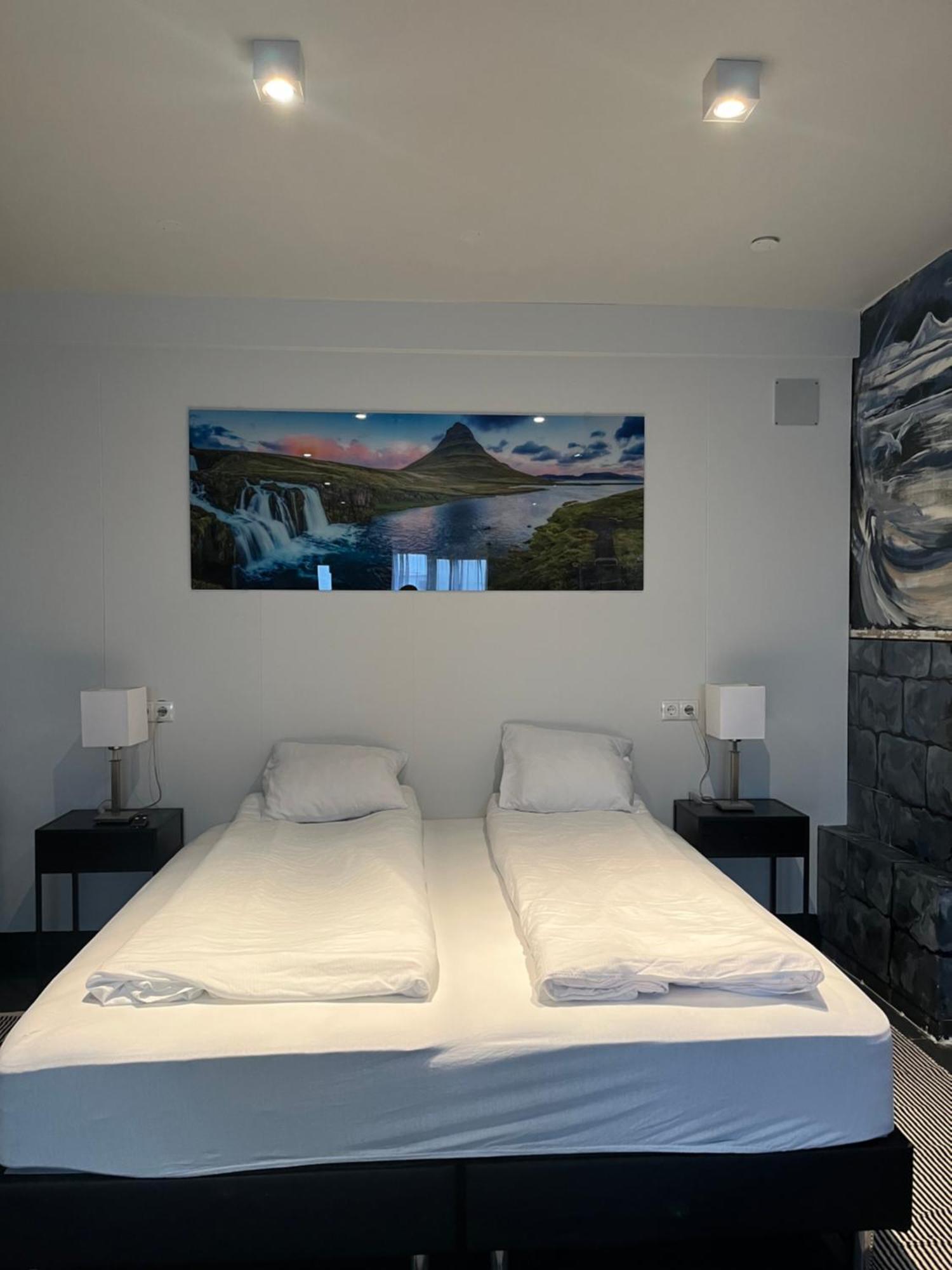 Hotel Duus By Keflavik Airport Екстер'єр фото