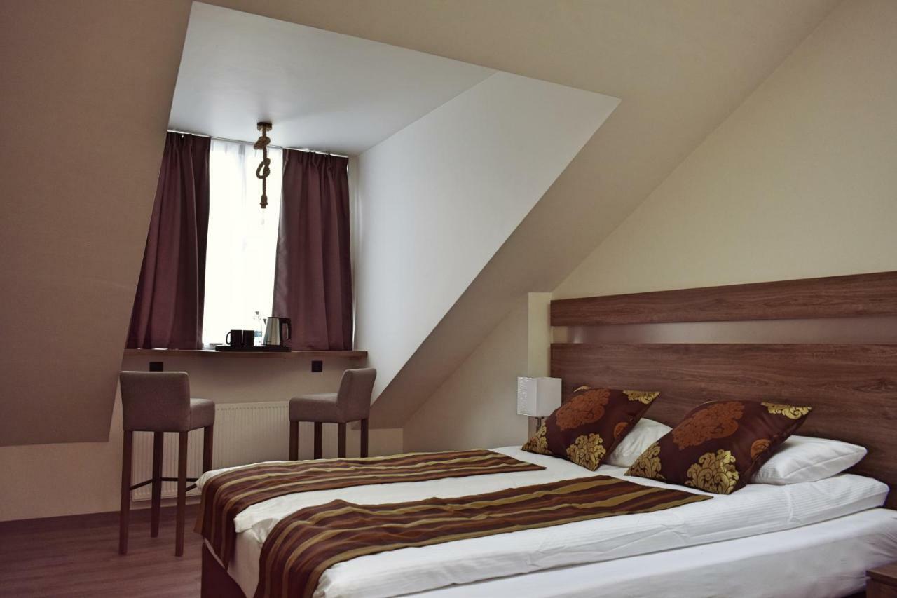 Hotel Duus By Keflavik Airport Екстер'єр фото