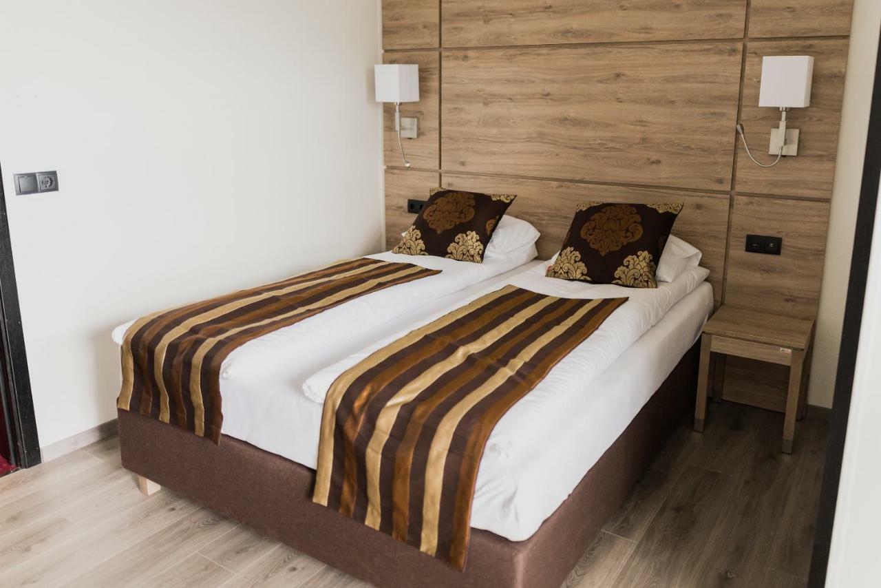 Hotel Duus By Keflavik Airport Екстер'єр фото
